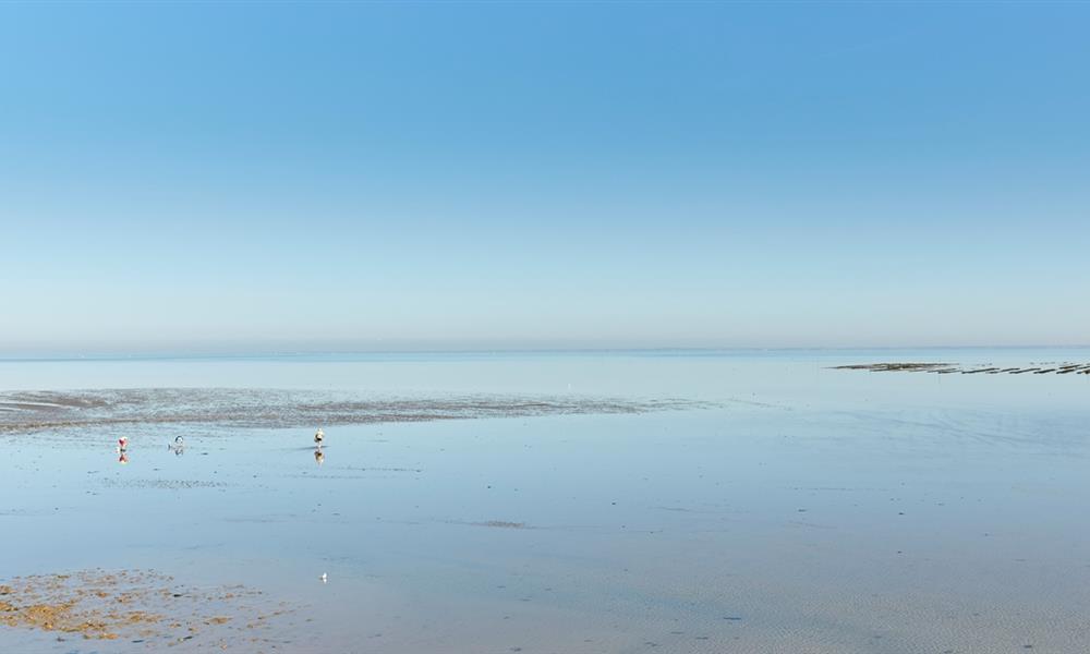 Passage du Gois près de l'Hôtel Autre Mer, hôtel 2 étoiles, hôtel bord de mer, chambres d'hôtel Noimoutier, chambres familiales sur l'île de Noirmoutier en Vendée