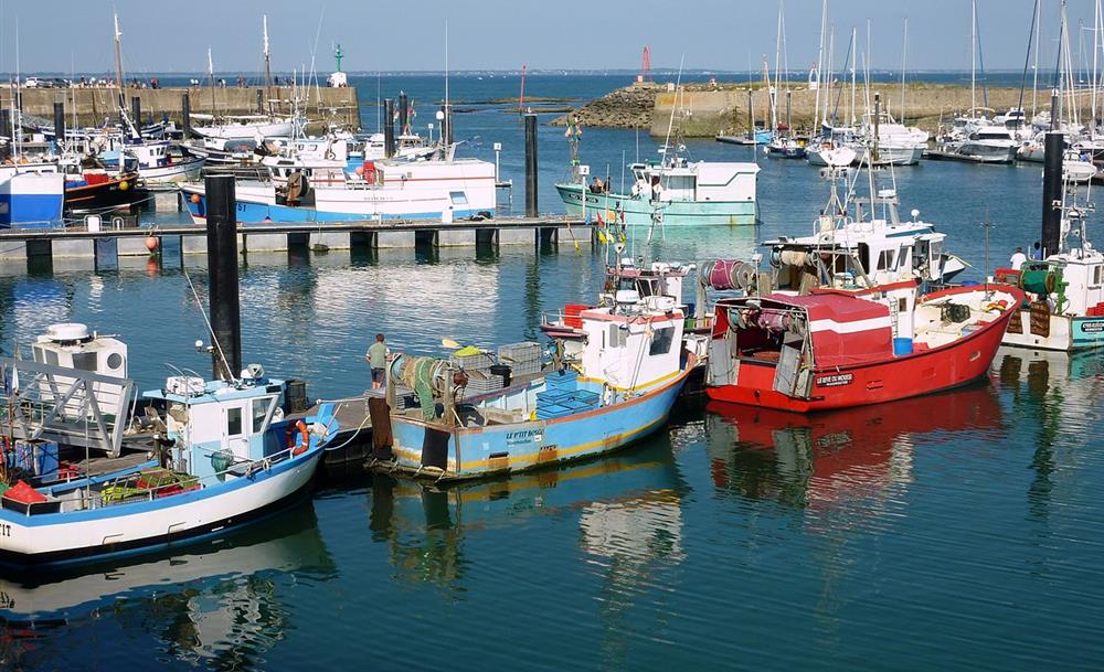 Les ports de Noirmoutier près de l'Hôtel Autre Mer, hôtel 2 étoiles, hôtel bord de mer, chambres d'hôtel Noirmoutier en Vendée