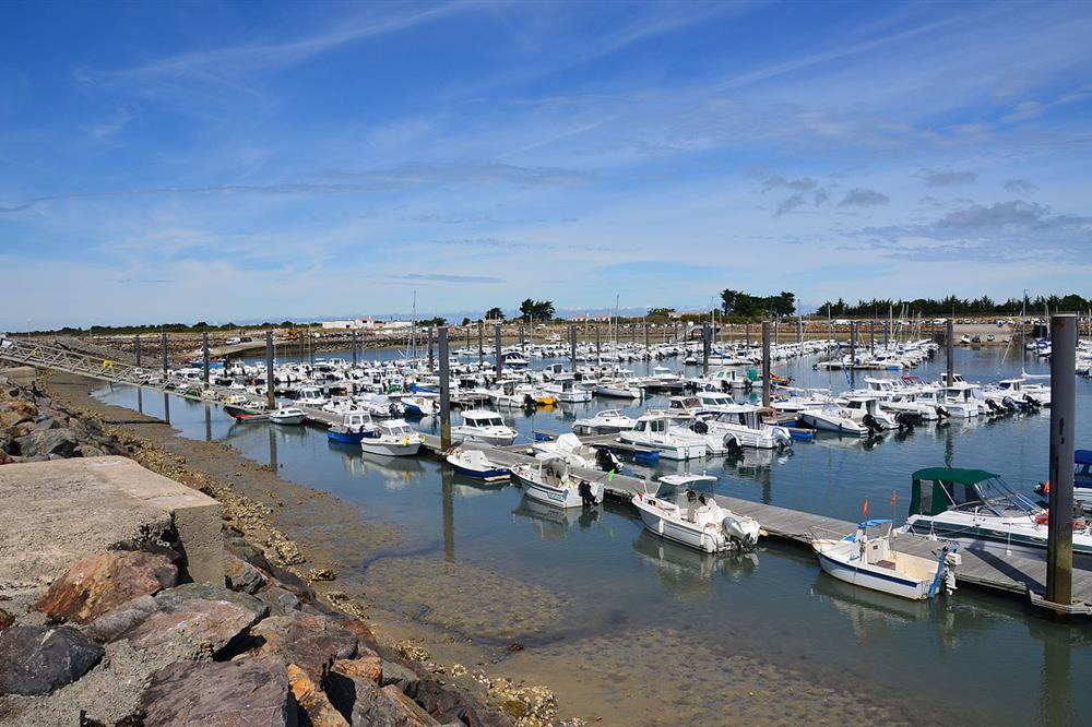 Les ports de Noirmoutier près de l'Hôtel Autre Mer, hôtel 2 étoiles, hôtel bord de mer, chambres d'hôtel Noirmoutier en Vendée
