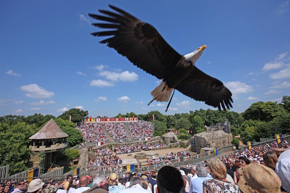 Le Puy du Fou près de l'Hôtel Autre Mer, hôtel 2 étoiles, hôtel bord de mer, chambres d'hôtel Noimoutier en Vendée