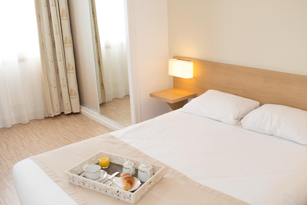 Chambre Double Standard à l'Hôtel Autre Mer, hôtel 2 étoiles, hôtel bord de mer, chambres d'hôtel Noimoutier, chambres familiales sur l'île de Noirmoutier en Vendée